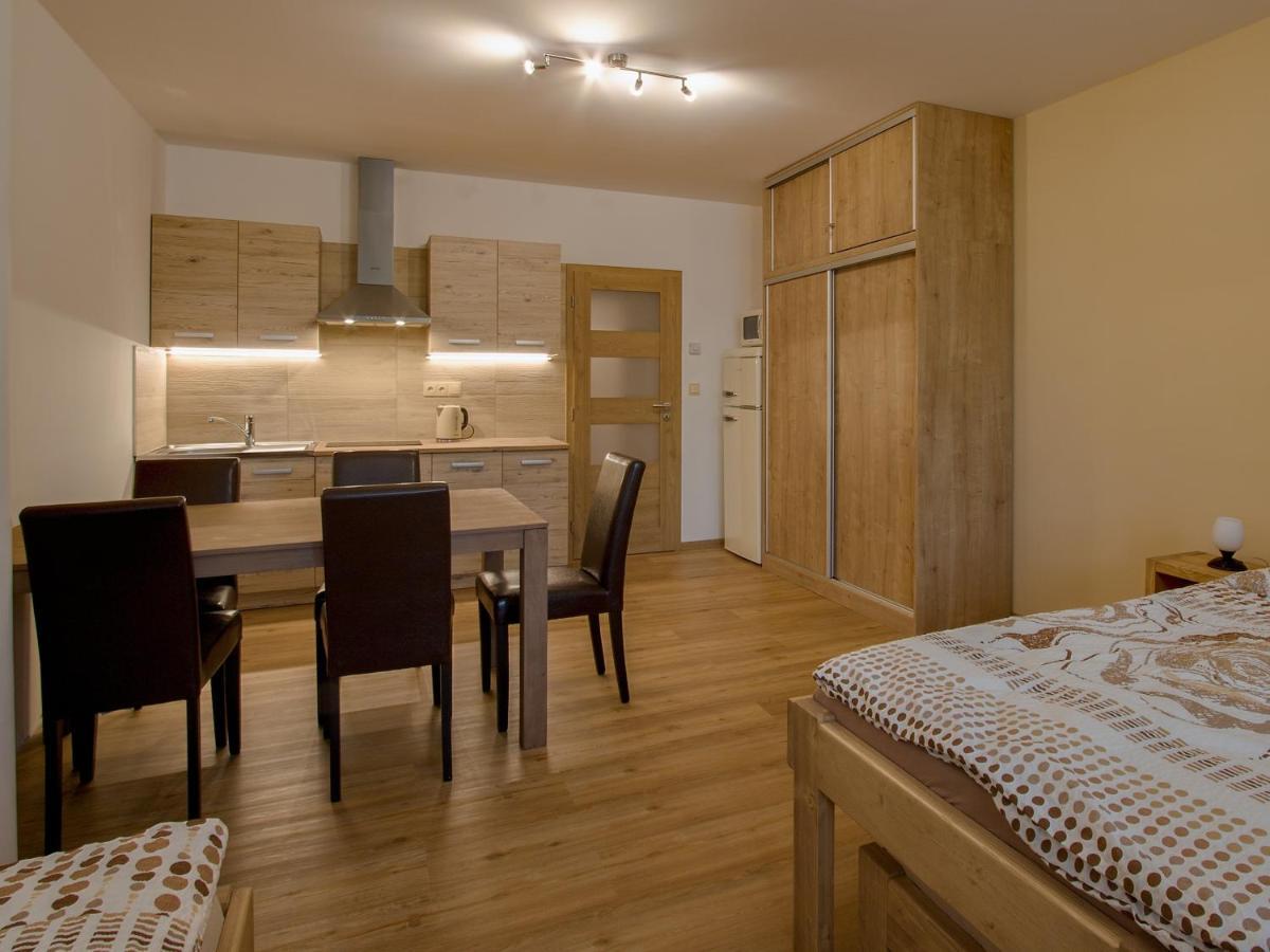 Apartmany Bejby ตูร์นอฟ ภายนอก รูปภาพ