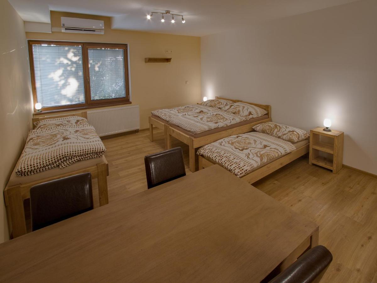 Apartmany Bejby ตูร์นอฟ ภายนอก รูปภาพ