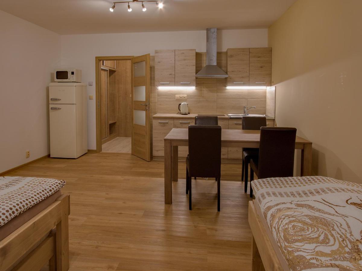 Apartmany Bejby ตูร์นอฟ ภายนอก รูปภาพ