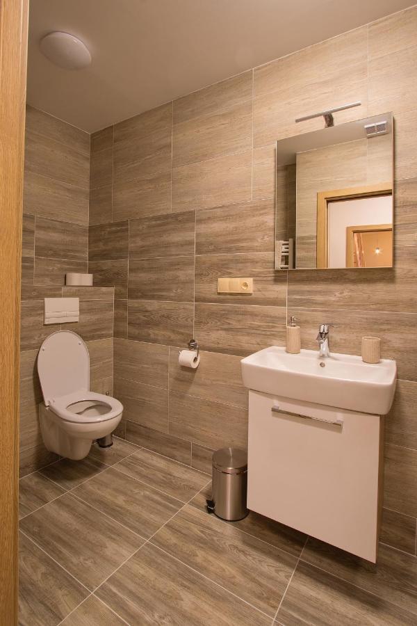 Apartmany Bejby ตูร์นอฟ ภายนอก รูปภาพ