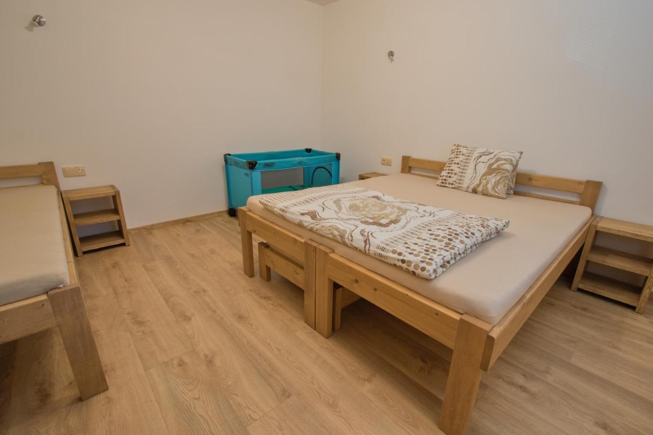Apartmany Bejby ตูร์นอฟ ภายนอก รูปภาพ